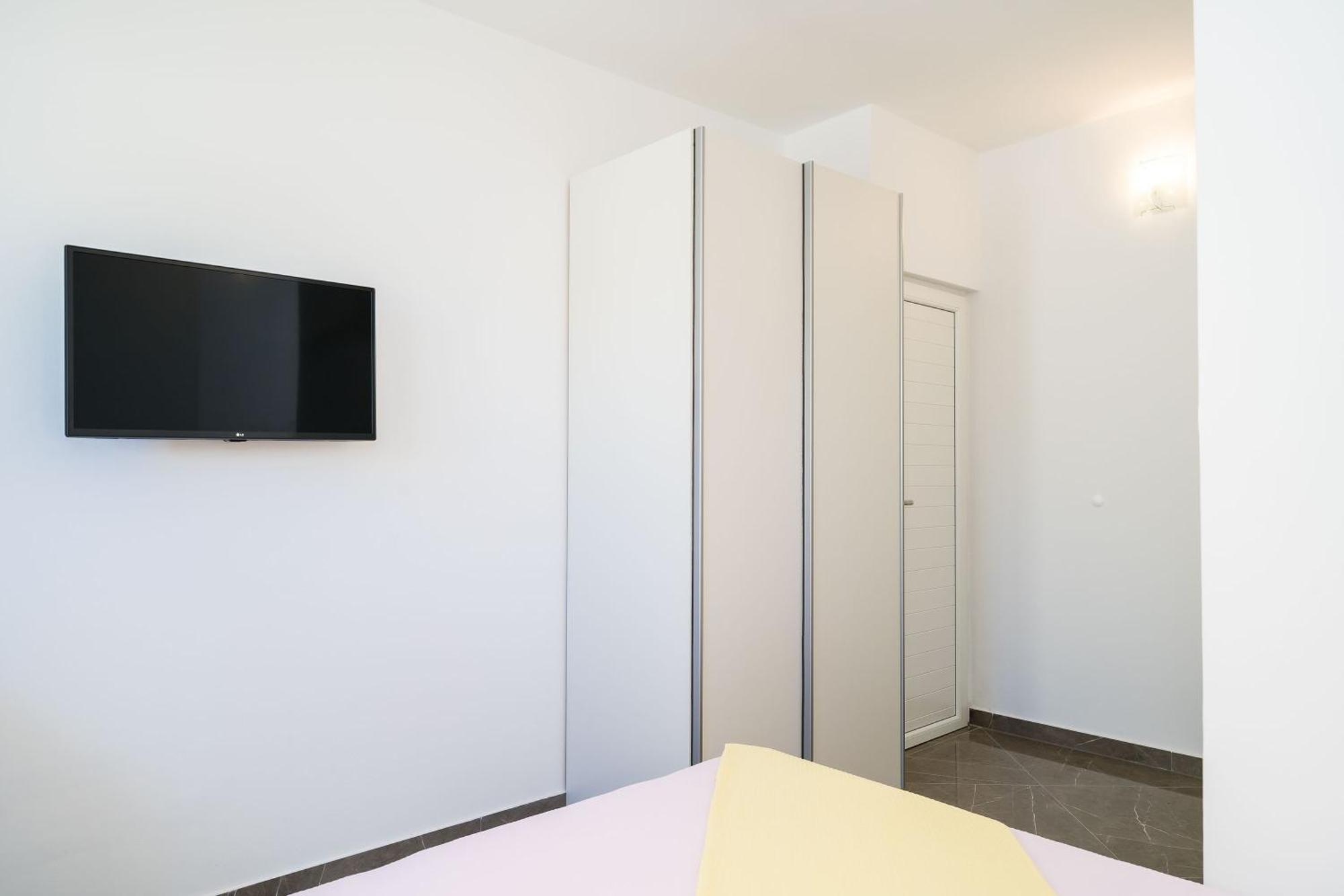 Rooms & Apartments Barisic Mlini Phòng bức ảnh