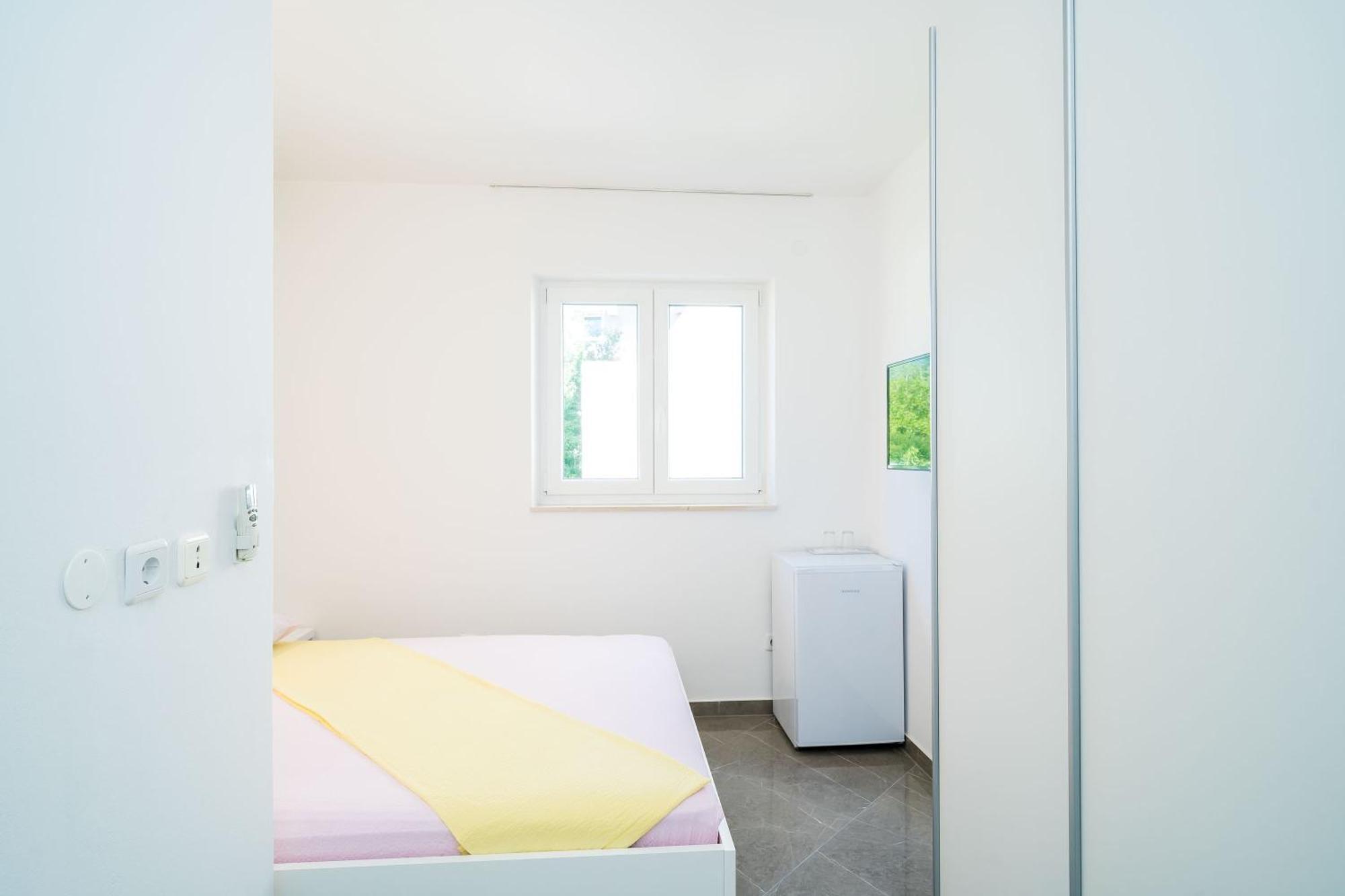 Rooms & Apartments Barisic Mlini Phòng bức ảnh